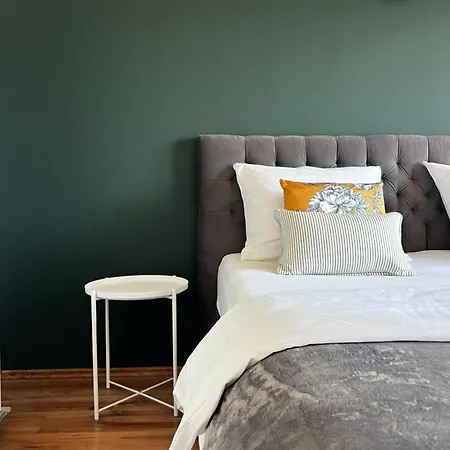 Apartament Kavajin