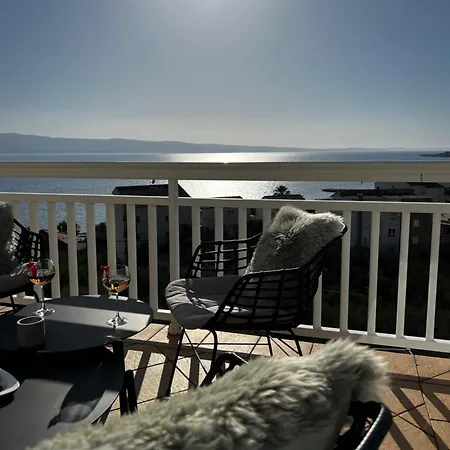 Kavajin Apartment Duće