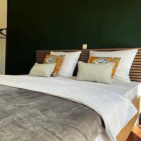 Apartament Kavajin *