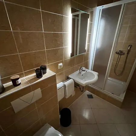 Kavajin Apartment