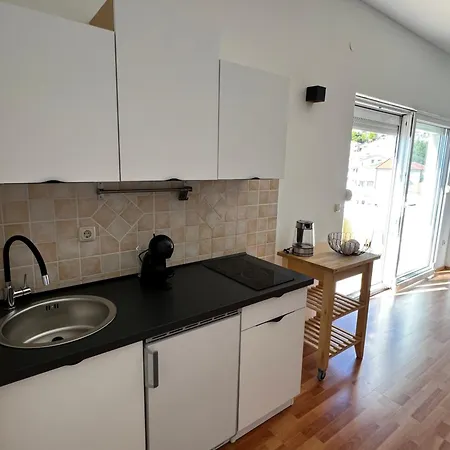 Apartment Kavajin *