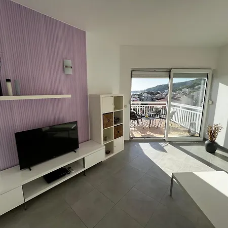 Kavajin Apartment