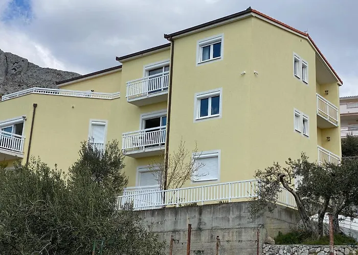 Kavajin Апартаменты